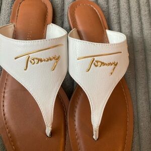 Tommy Hilfiger white sandals size 7 1/2